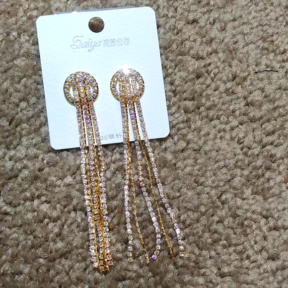 💗 925 Gold Crystals Drop Earrings💕 - Picture 2 of 8